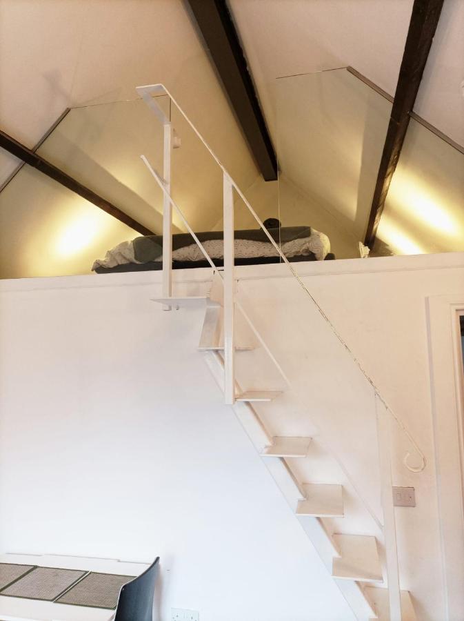 Mezzanine Style Studio Apartment 8 London Eksteriør bilde